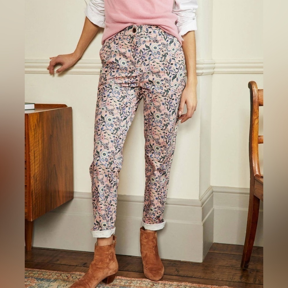 Boden Classic Chino Trousers Milkshake Opulent Paradise